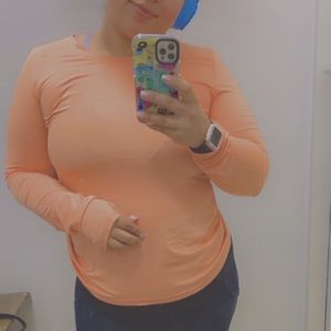 Fabletics Soft Peachy Long Sleeve Athletic Top - Large